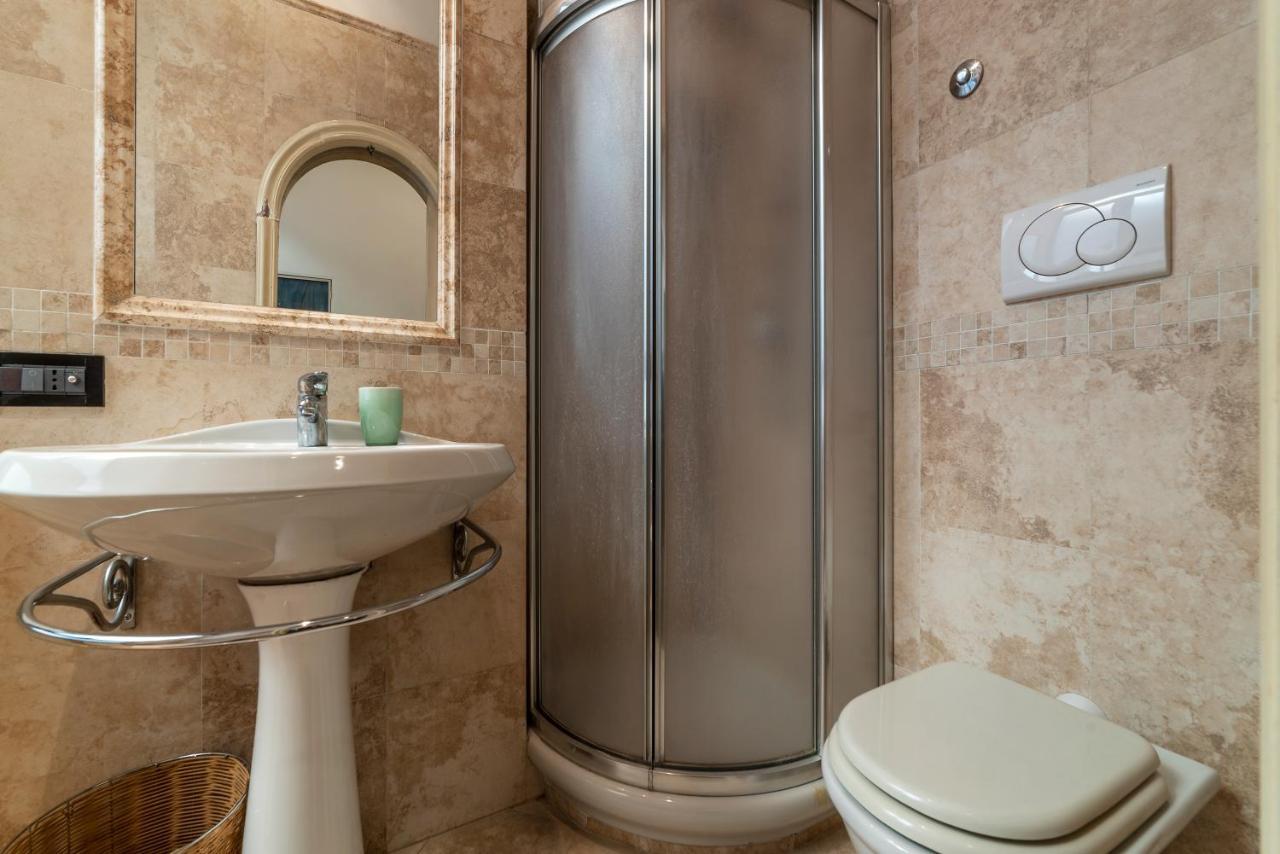 Piazza Di Spagna Elegant Apartment Rome Bagian luar foto